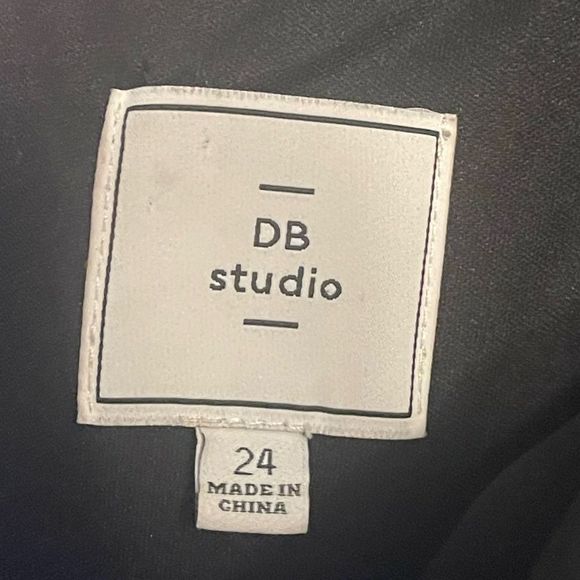 (Like New) David’s Bridal Cutout one-shoulder crepe gown with skirt slit - Picture 7 of 9